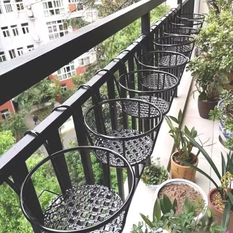Wrought Iron Balcony Hanging F - огляд і ціна Spider Plant Hanging